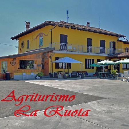 Agriturismo La Ruota Montelupo Albese Exterior photo